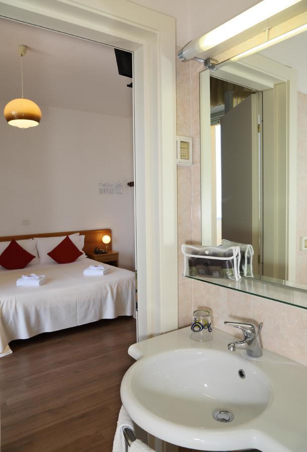 Hotel Tritone Senigallia Eksteriør bilde